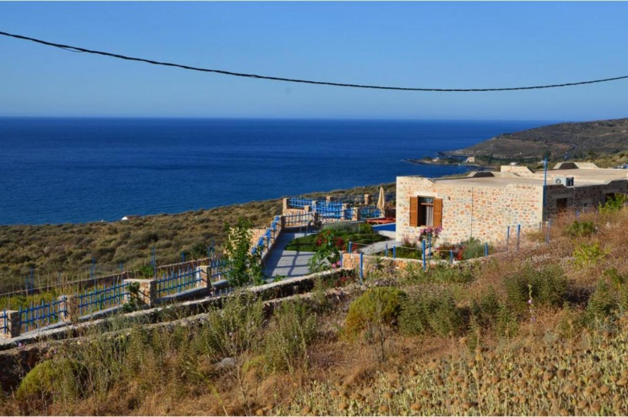 Stone Villa I In Petres Petres  Exterior photo